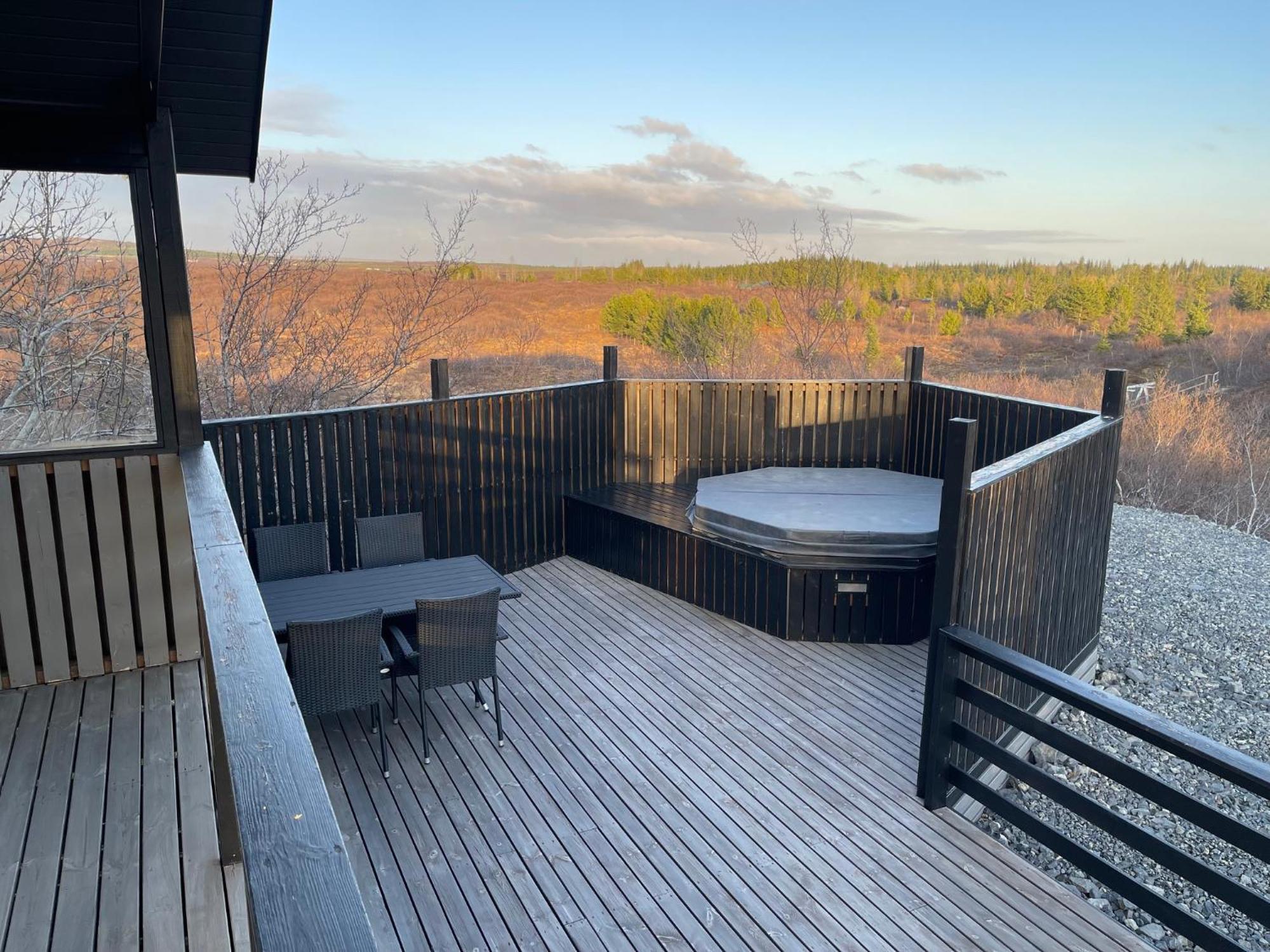 Cozy 3Br Summerhouse With Hot Tub In South Iceland Selfoss Exterior foto